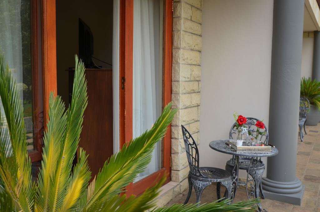 Riverwalk Bed And Breakfast Clarens Exterior foto